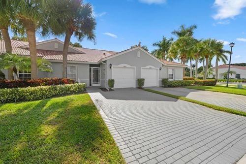8364 Logia Cir, Boynton Beach, FL, 33472-7109 | Card Image