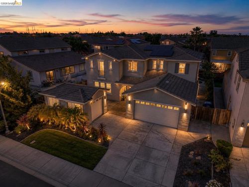 5539 Arcadia Cir, Discovery Bay, CA, 94505-2617 | Card Image