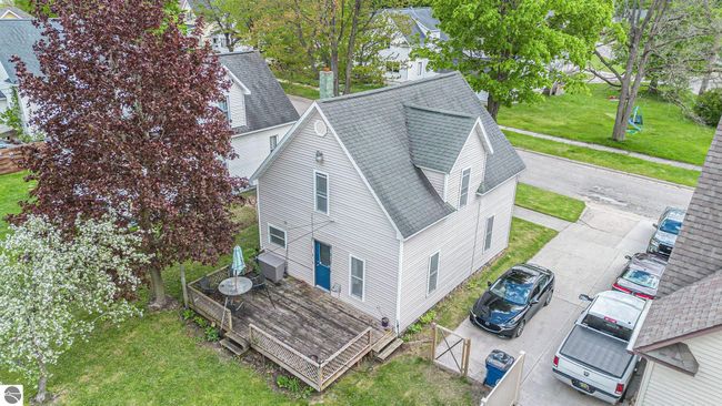 832 Wallace St, House other with 3 bedrooms, 1 bathrooms and null parking in Cadillac MI | Image 30