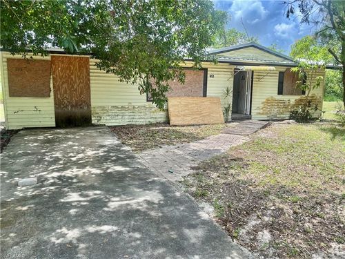 851 W Lincoln Ave, Labelle, FL, 33935-4246 | Card Image