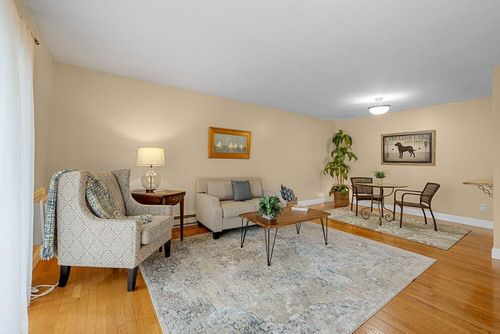 1wd-800 Bearses Way, Hyannis, MA, 02601-2251 | Card Image