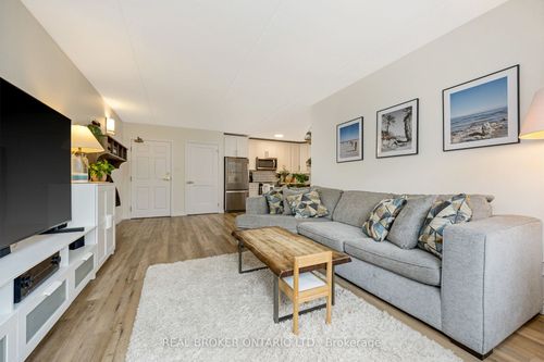 203-264 Alma St, Rockwood, ON, N0B2K0 | Card Image