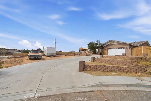 1160 Madrona Dr, Barstow, CA, 92311-4836 | Card Image