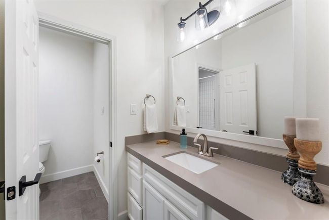 En-suite bath | Image 30