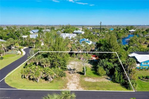 1653 Bunting Ln, SANIBEL, FL, 33957-4208 | Card Image