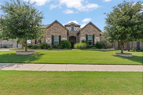 1944 Silver Falls Dr, Burleson, TX, 76028-1084 | Card Image