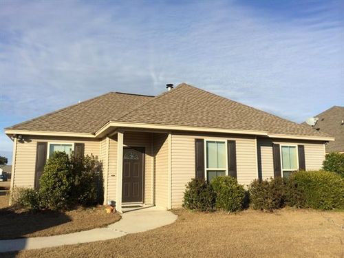 28455 Mollys Pl, Ponchatoula, LA, 70454-8466 | Card Image