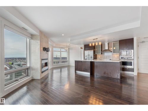 10388 105 St Nw, Edmonton, AB, T5J0C2 | Card Image