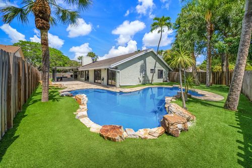 1061 Bayberry Point Dr, Plantation, FL, 33324-3515 | Card Image