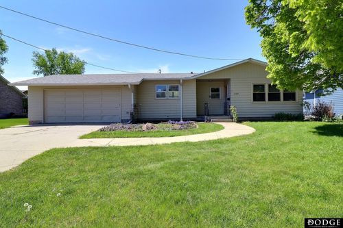 1009 Logan St, Scribner, NE, 68057-3120 | Card Image
