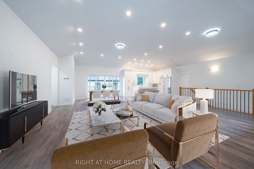 50 Breithaupt Cres, Tiny, ON, L9M0B2 | Card Image