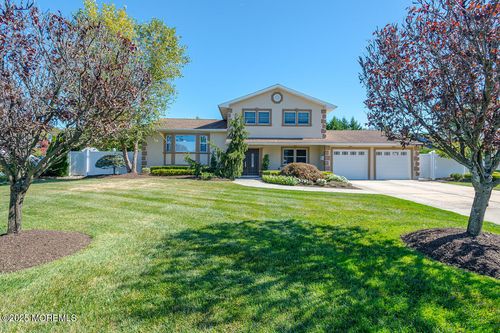 38 Holly Dr, Parlin, NJ, 08859-1749 | Card Image
