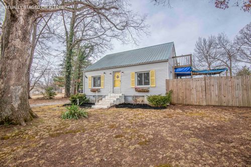 513 Amerine Rd, Maryville, TN, 37804-3515 | Card Image