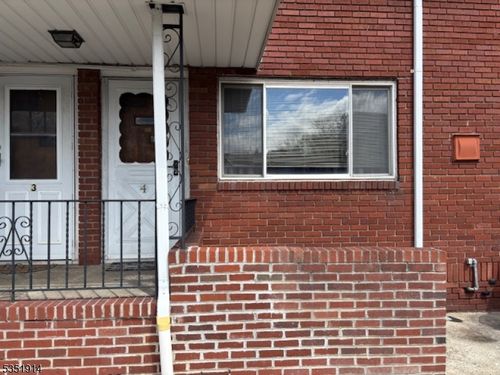 4-262 Chamberlain Ave, Paterson, NJ, 07502-1343 | Card Image
