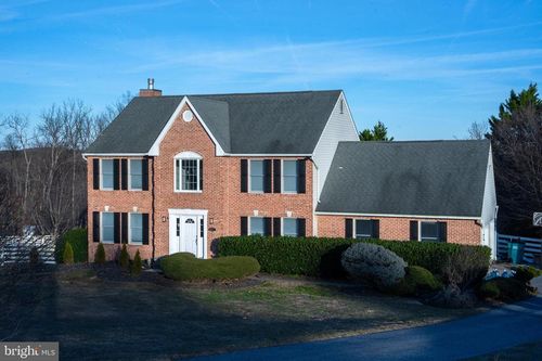 2111 Warren Way Dr, Westminster, MD, 21157-7349 | Card Image