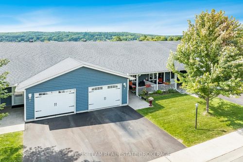 8 Chamberlain Cres, Penetanguishene, ON, L9M0A5 | Card Image