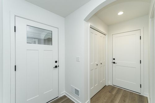 1073 Century Hills Ln Ne, Rochester, MN, 55906 | Card Image