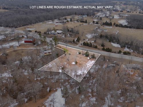 483 Oakwood Acres Cir, Flippin, AR, 72634 | Card Image