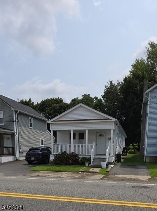 1-301 Center St, Landing, NJ, 07850-1003 | Card Image