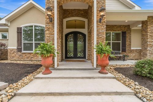 10810 Post Oak Dr, Conroe, TX, 77385-5218 | Card Image