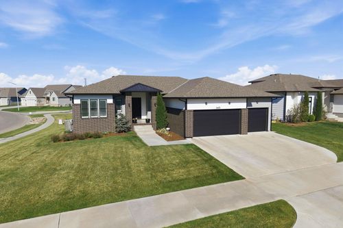 2403 N Bluestone St, Andover, KS, 67002-7660 | Card Image