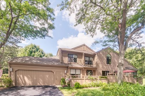 970 Longmeadow Ct, Lake Barrington, IL, 60010-9120 | Card Image