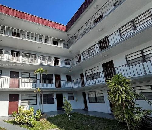 apt-308-1335 W 68th St, Hialeah, FL, 33014-4558 | Card Image