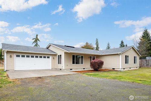 151 W Satsop Maple Gln, Elma, WA, 98541-9730 | Card Image
