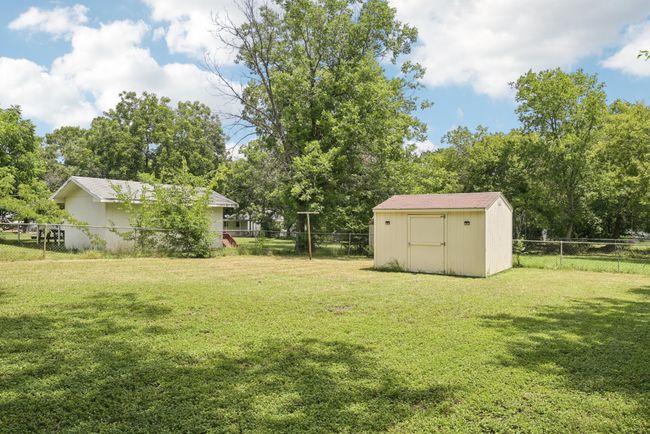 213 N 38 Th St, House other with 3 bedrooms, 1 bathrooms and null parking in Corsicana TX | Image 29