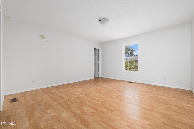 2012 Euclid Ave, House other with 3 bedrooms, 2 bathrooms and null parking in Bristol VA | Image 16