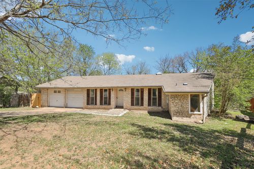 2204 Bahia Cir, Austin, TX, 78741-7029 | Card Image