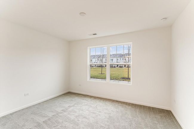 271 Kingsport Dr, Townhouse with 3 bedrooms, 3 bathrooms and 2 parking in South Elgin IL | Image 27