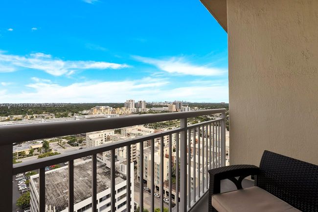 APT-2109 - 9055 Sw 73 Rd Ct, Condo with 3 bedrooms, 2 bathrooms and null parking in Pinecrest FL | Image 28