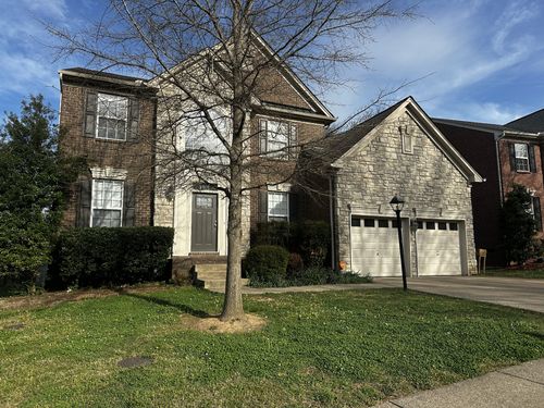 814 River Heights Dr, Mount Juliet, TN, 37122-8424 | Card Image