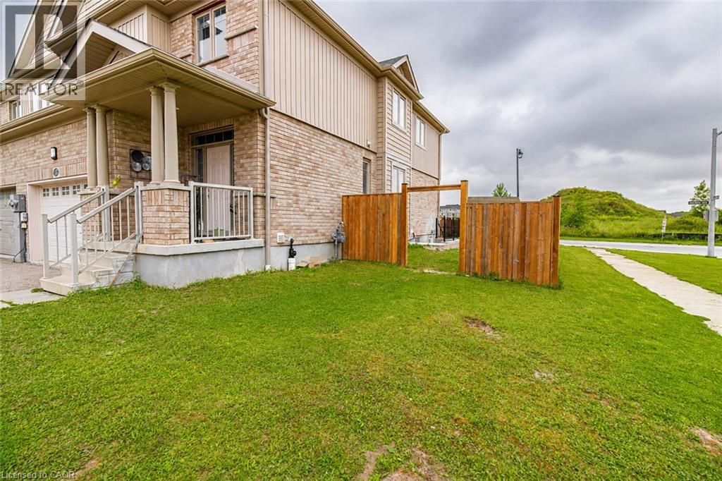 Residential Lease in Waterloo 3