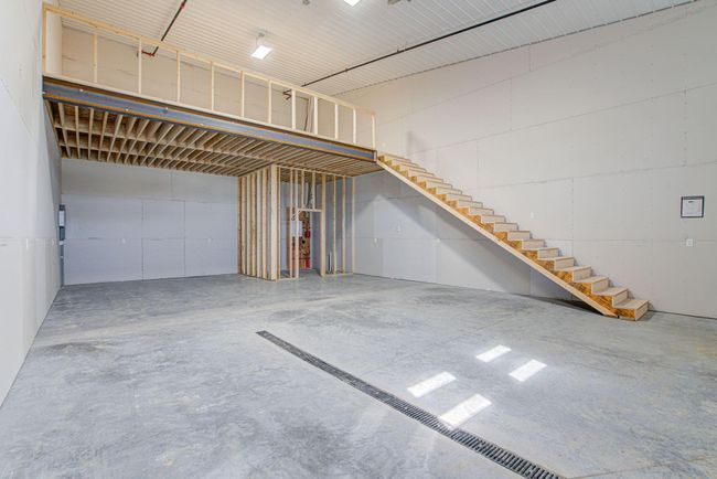 Sample Unit with Mezzanine | Image 29