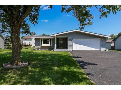 1470 5th Ave, Baldwin, WI, 54002-9355 | Card Image