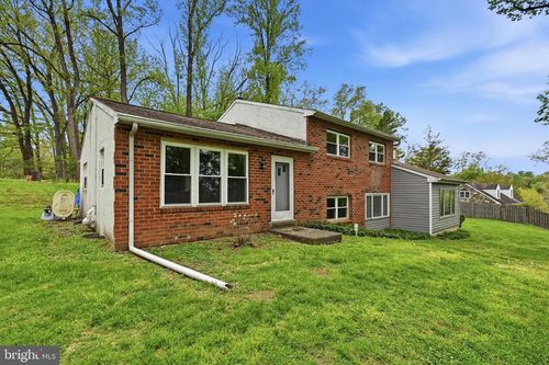 1551 Conestoga Rd, CHESTER SPRINGS, PA, 19425-1905 | Card Image
