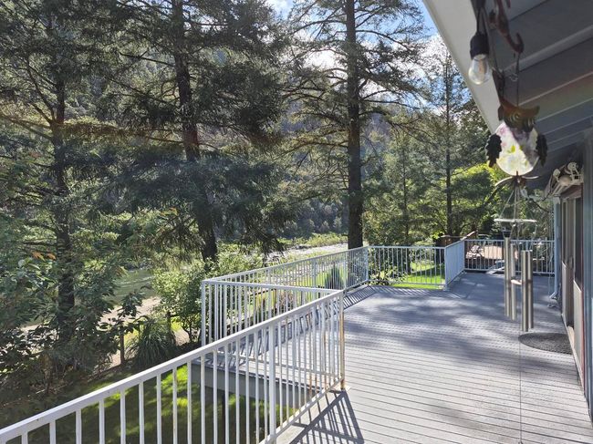 Deck | Image 4