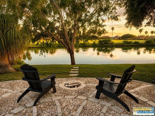 32 Lakewood Dr, Laguna Vista, TX, 78578-2857 | Card Image