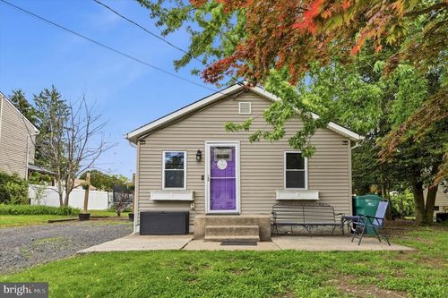 925 Excelsior Ave, CROYDON, PA, 19021-7518 | Card Image