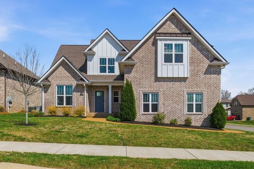 200 Ernest Dr, Lebanon, TN, 37087-1673 | Card Image