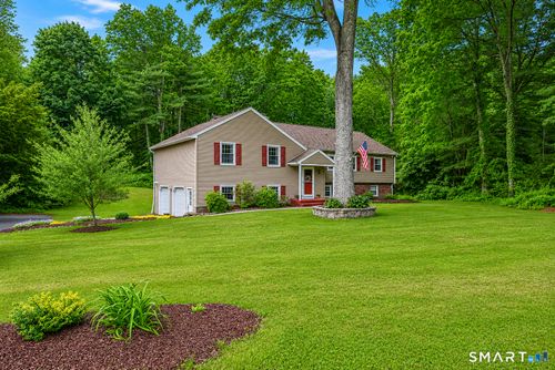 37 Madison Ln, West Simsbury, CT, 06092-2615 | Card Image