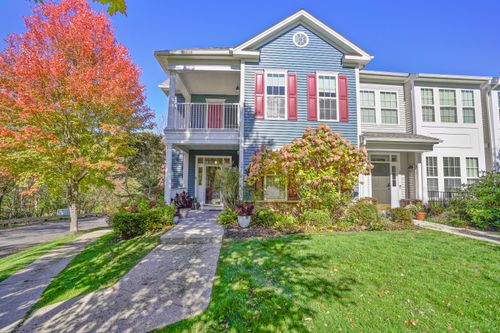 1-1 Shawe St, Danbury, CT, 06810-5178 | Card Image