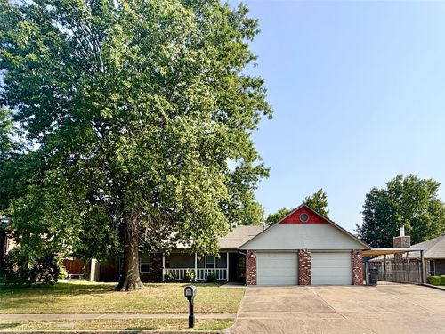 12402 E 77th St N, Owasso, OK, 74055-7913 | Card Image