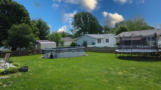 703 E Rosewood St, House other with 3 bedrooms, 2 bathrooms and 2 parking in Watseka IL | Image 8