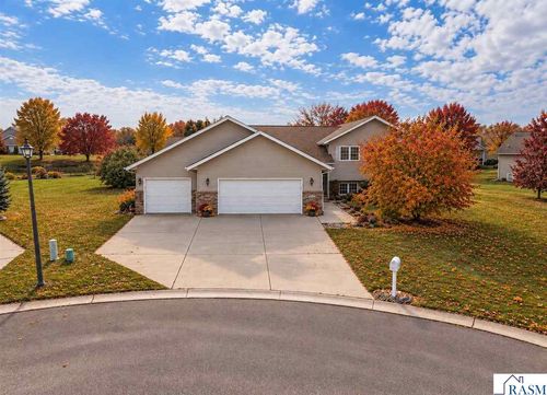 117 Sawgrass Ct, Mankato, MN, 56001-6351 | Card Image