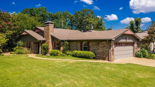 1400 Pickering Dr, Little Rock, AR, 72211-1618 | Card Image