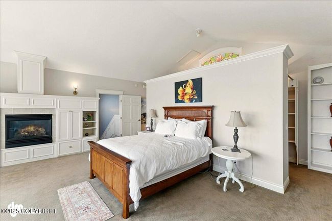 Primary bedroom | Image 21