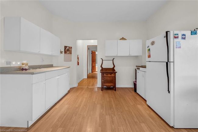 7 Robinson St S, House other with 6 bedrooms, 2 bathrooms and 8 parking in Grimsby ON | Image 25